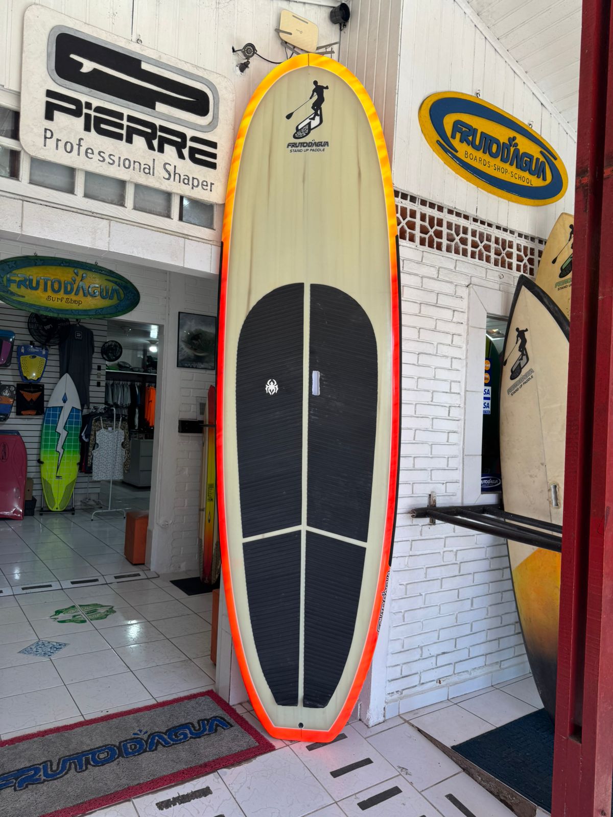 Foto da frente